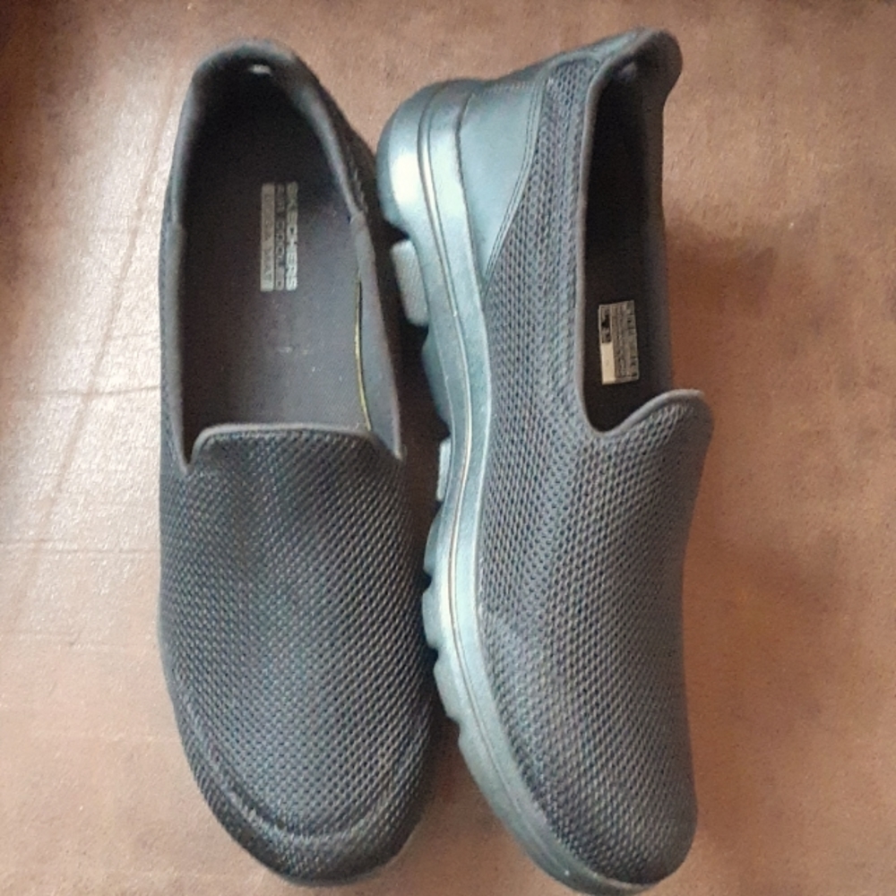 Skechers NWOB Go-Walk 5 Quick Fit Shoes